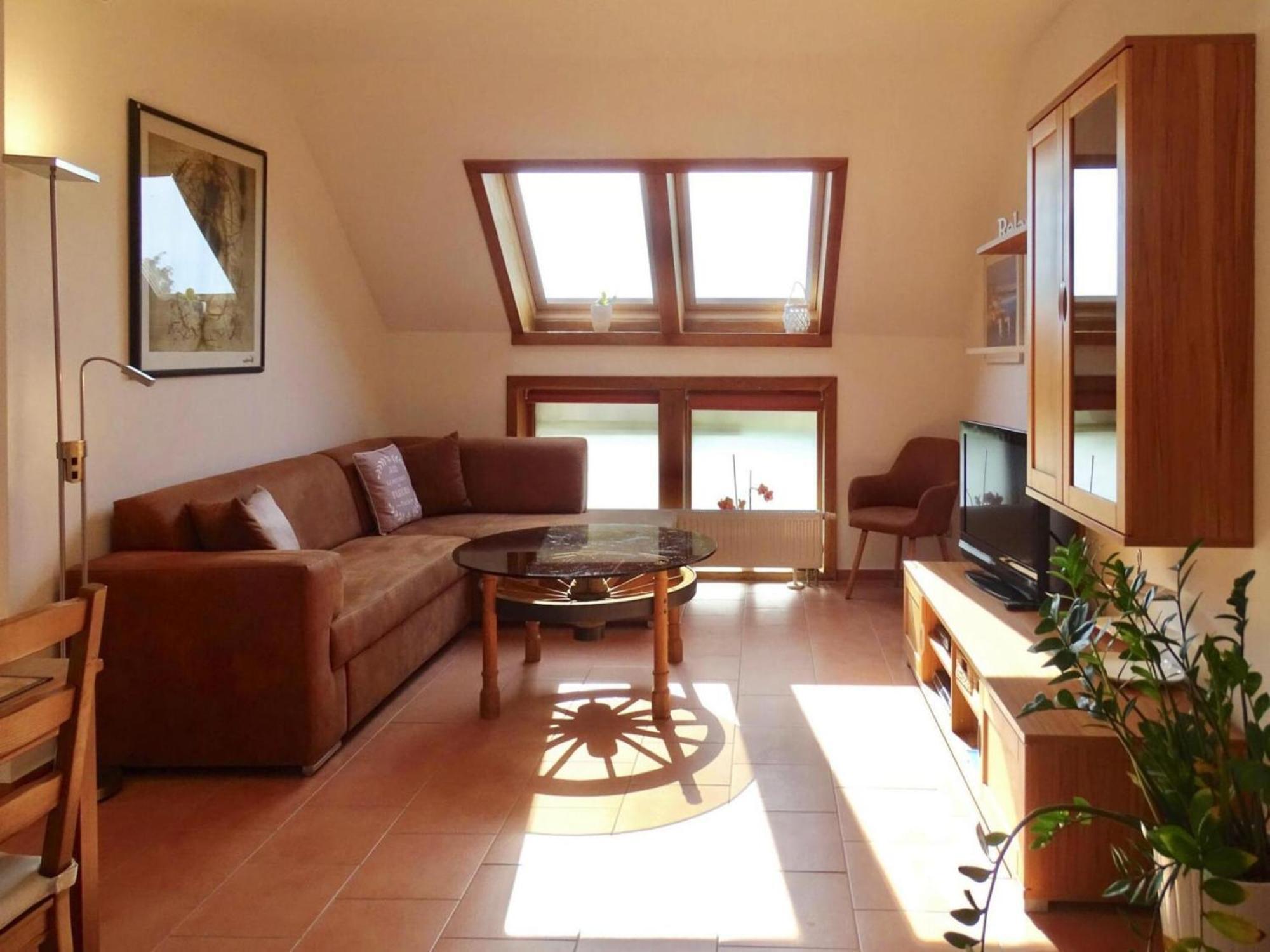 Farmstay Neuendorfkrug, Luetow Lutow Luaran gambar